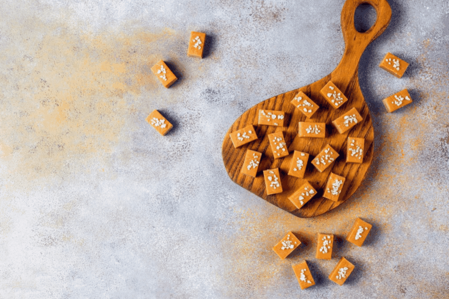 Кулінари розповіли, як приготувати легендарні цукерки Корівка власноруч