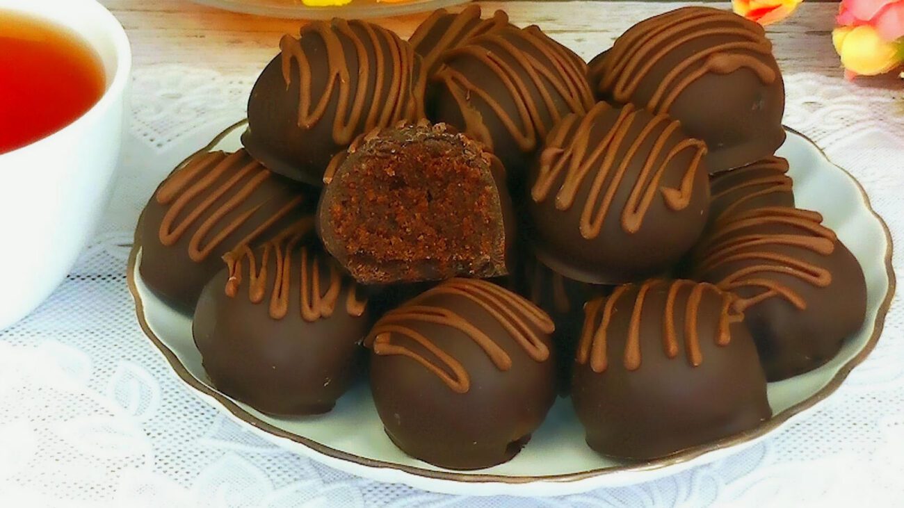 Господині показали простий рецепт цукерок із 5 простих продуктів