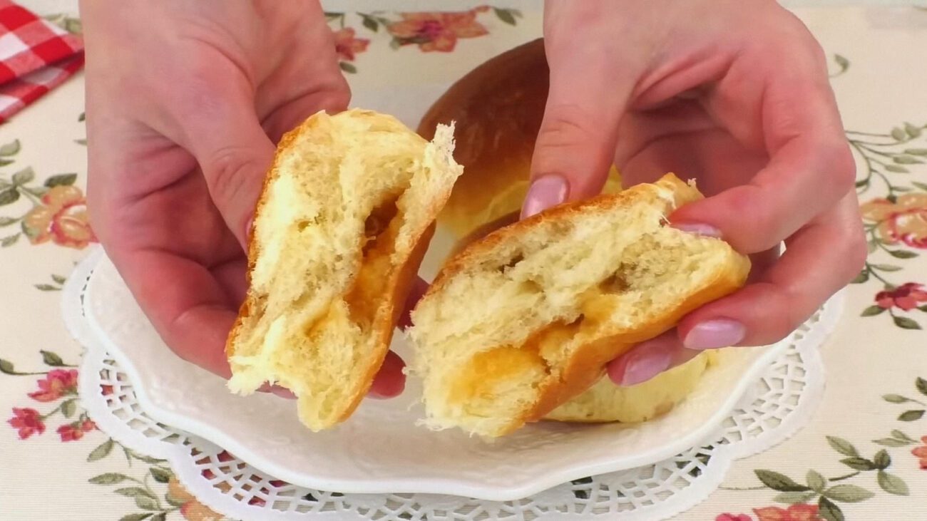 Кулінари розповіли, як приготувати ідеальне тісто та начинки для булочок