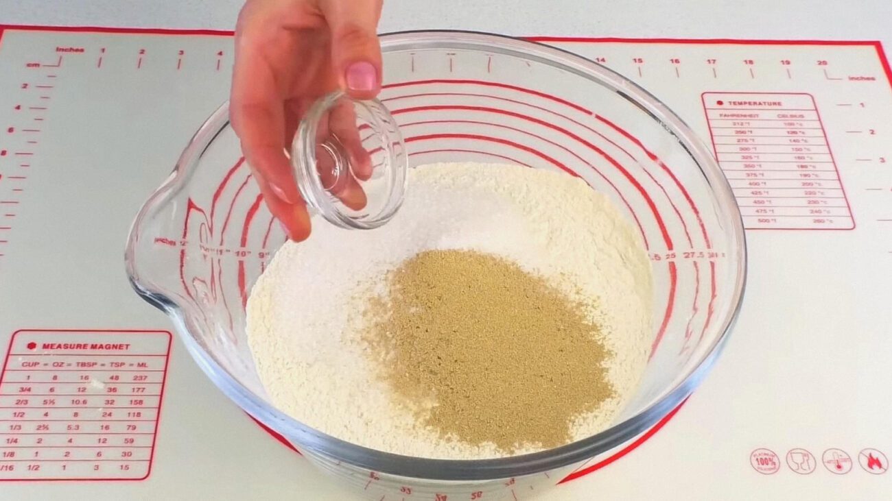 Рецепт смачного, м'якого та пухкого тіста для пиріжків