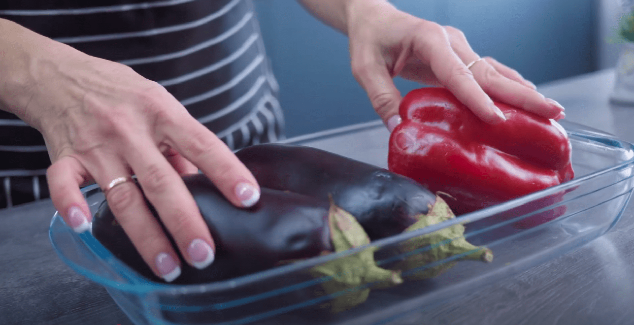 Кулінарка розповіла, як зробити дуже смачний паштет із баклажанів та сиру