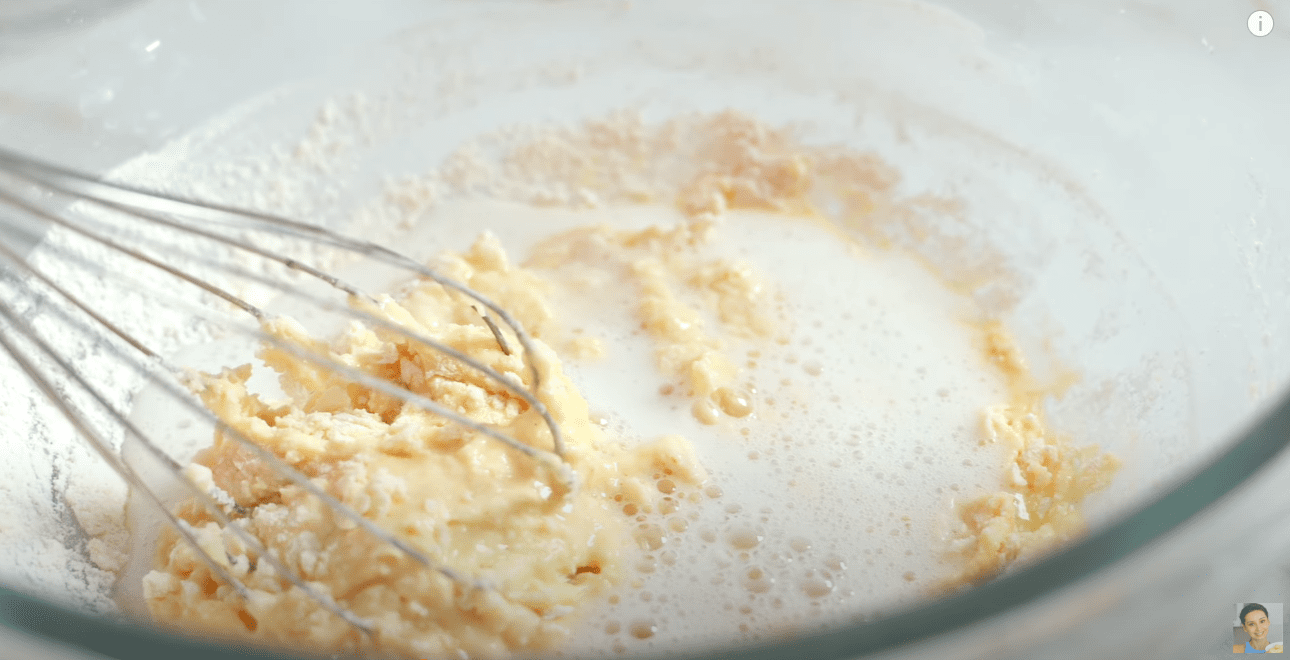 Кулінарка розповіла, як смачно та швидко приготувати рибу у клярі