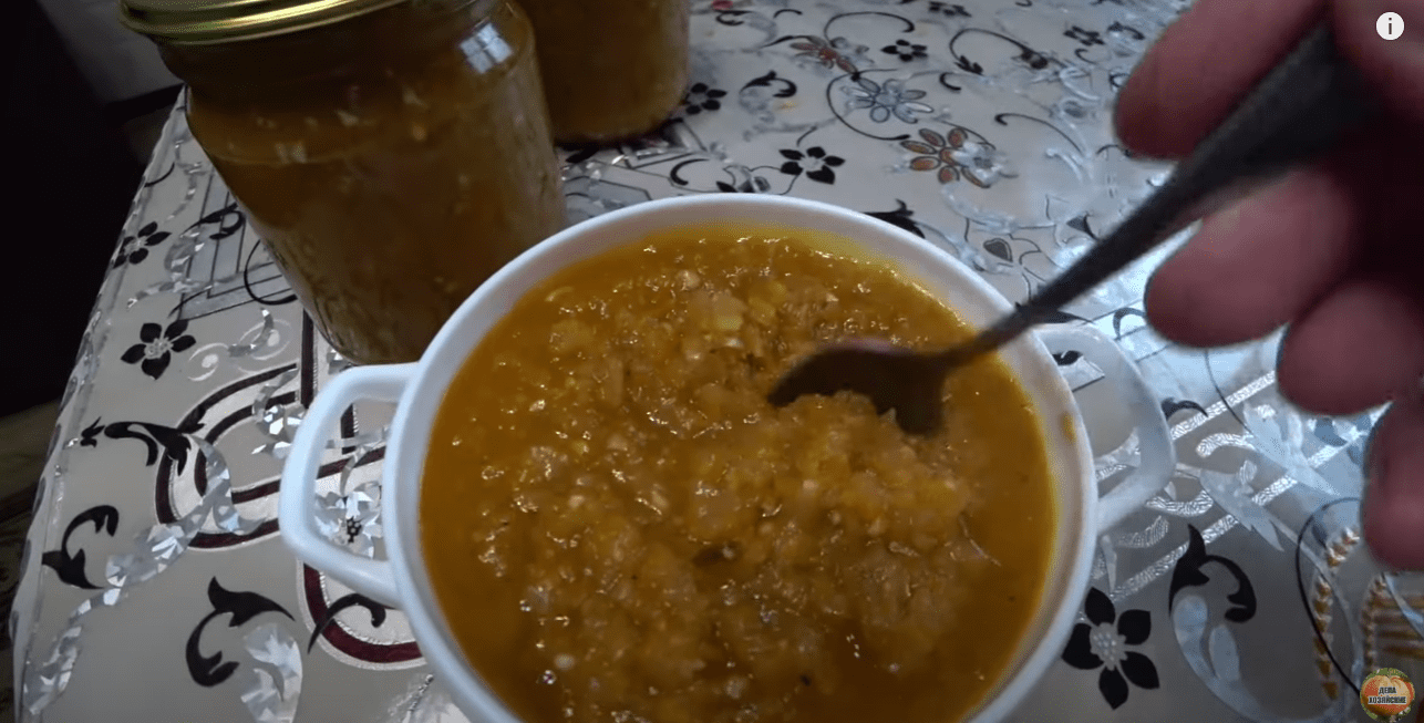 Кулінарка розповіла, як приготувати смачну ікру із зелених помідорів