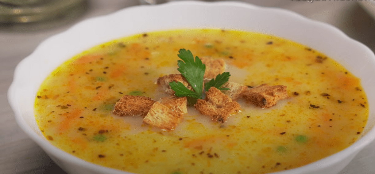 Кулінари розповіли, що можна смачного приготувати із плавленого сирку