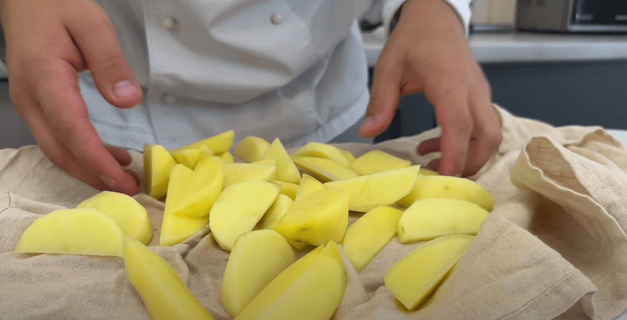 Кулінар розповів, як із 5 картоплин зробити справжній шедевр