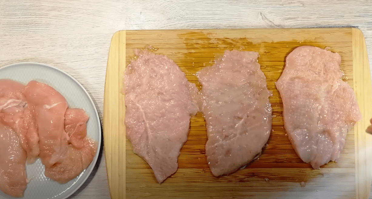 Кулінарка дала рецепт страви на вечерю з курячого філе для великої родини