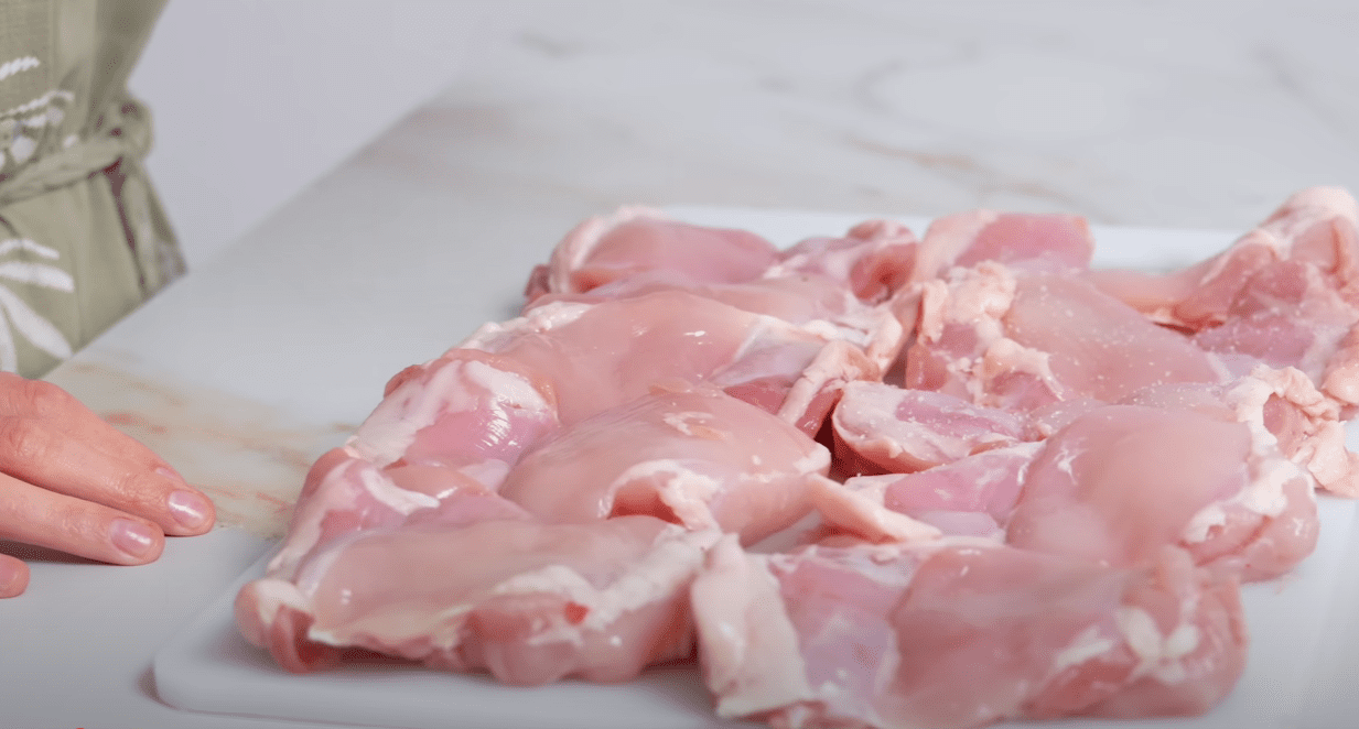 Кулінарка розповіла, як зробити м'ясо по-французьки без духовки