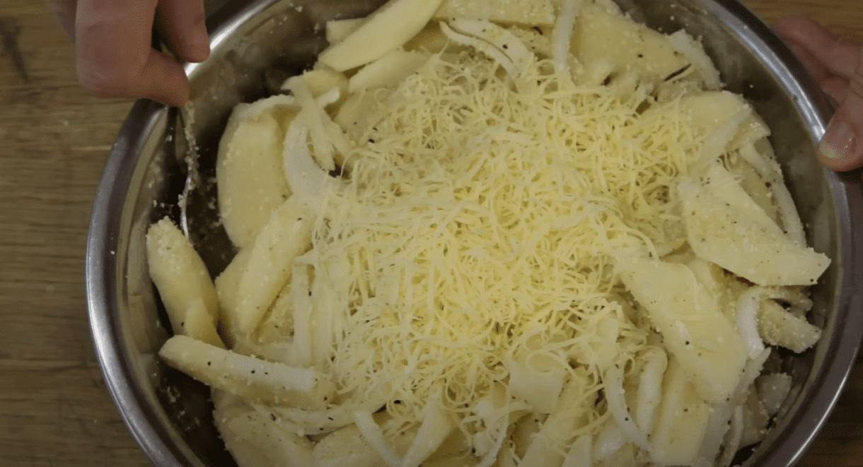 Кухар розповів, як потрібно правильно готувати смажену картоплю