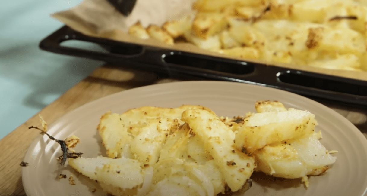 Кухар розповів, як потрібно правильно готувати смажену картоплю