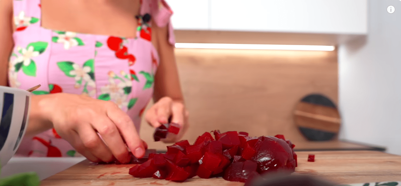 Кулінарка дала рецепт грузинського салату з буряків