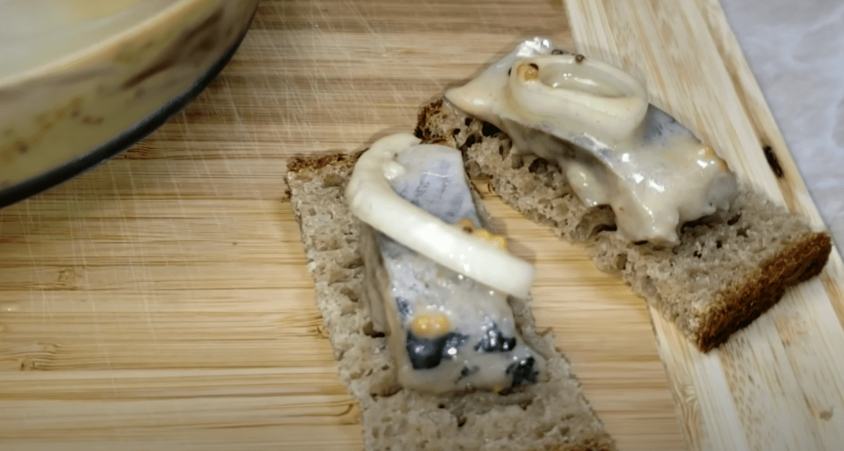 Кулінар розповів, як зробити смачний оселедець за рецептом фінських моряків