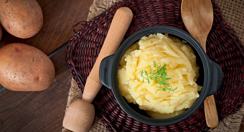 Ніколи ніяких грудочок: товчу картопляне пюре по чергінівському методу вже з 10 років 