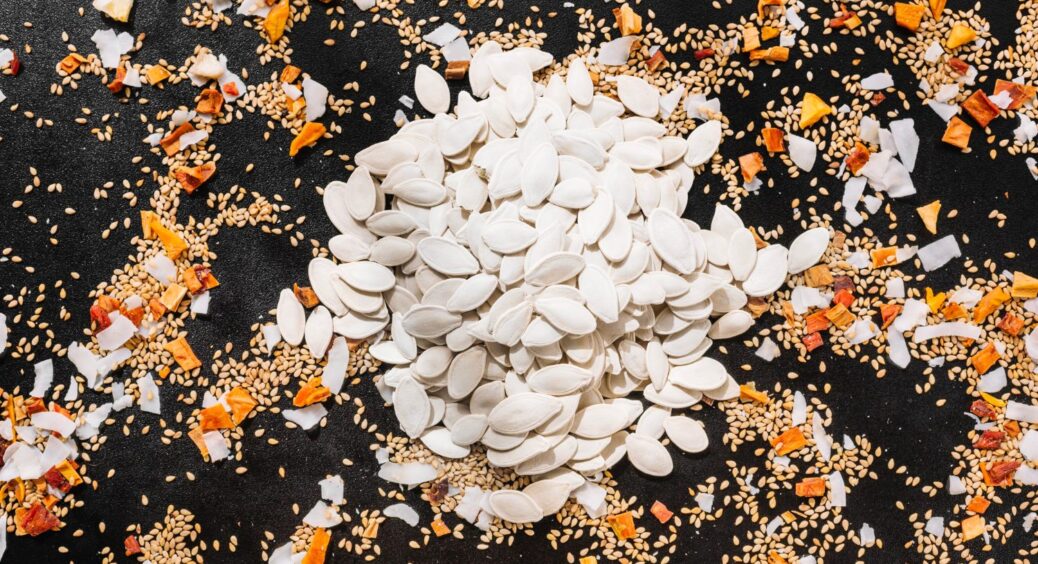 Ложка насіння замість вагона компосту: кидаємо під перший сніг ще до 1 грудня – рекордні врожаї 