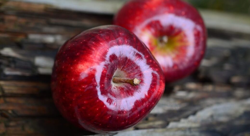 Домашні квашені яблука по-закарпатськи: рецепт на 3-літрову банку, перевірений часом 