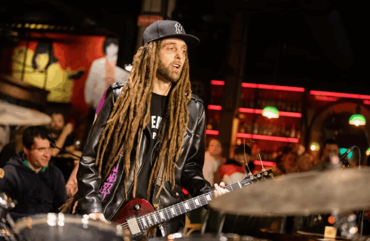 Стало відомо, чому пішов з життя 55-річний Андрій Дизель із Green Grey