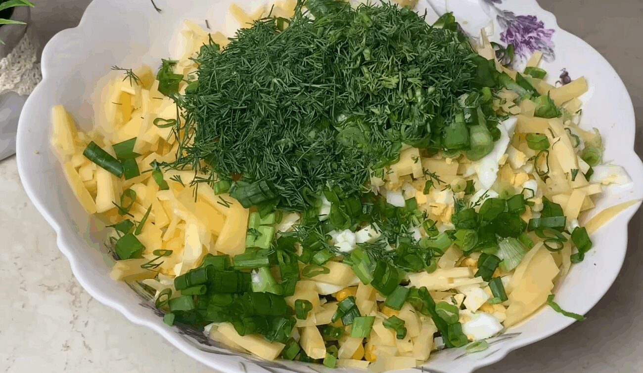 Рецепт смачного і соковитого салату на кожен день