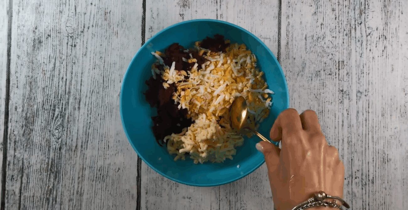 Рецепт смачного і ніжного салату з буряком і плавленим сиром