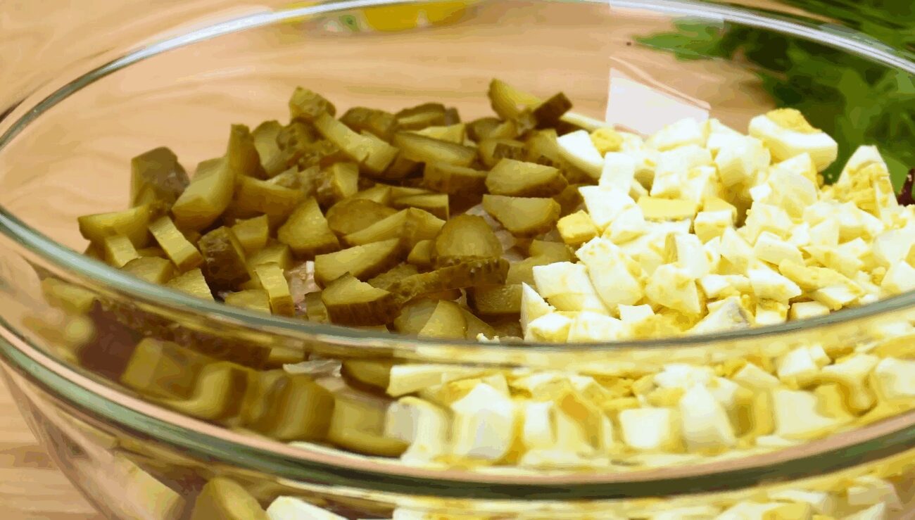 Рецепт смачного і соковитого салату з буряком