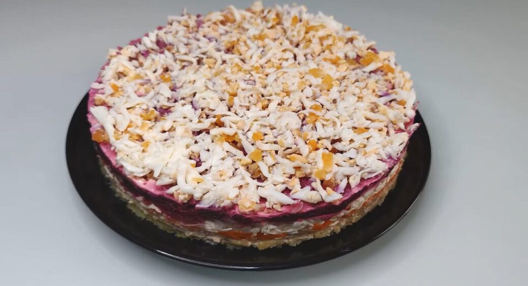 Буряк є? Тоді готуйте салат “Сніжана” — смак такий, що “Шуба” й поряд не стояла 