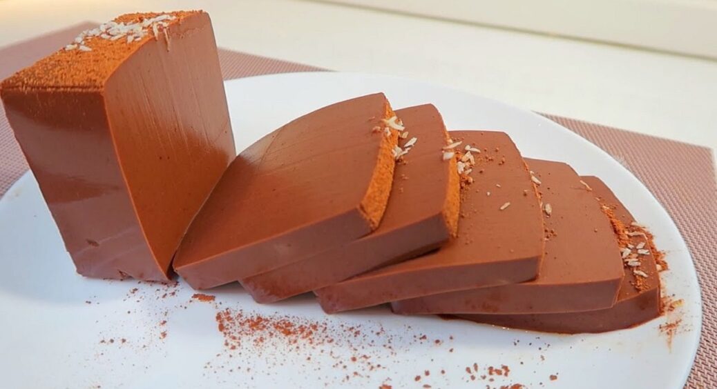 У вас є молоко? Найсмачніший десерт за 10 хвилин — без духовки, без крохмалю і без борошна 