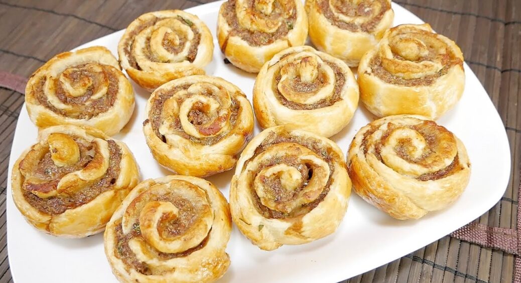 Беру 300 г м’яса і до вечері виходить ціла гора смакоти: мій рецепт домашньої випічки 