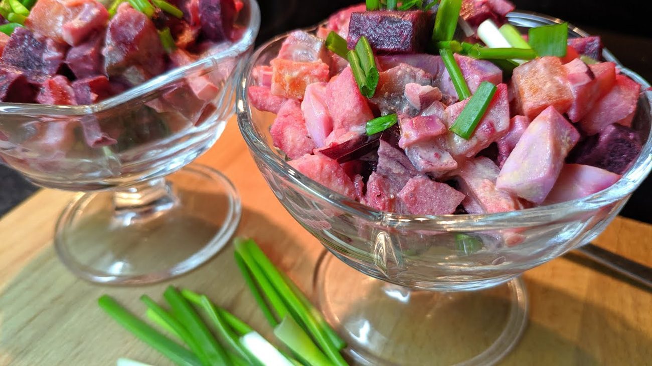 Рецепт нового оригінального салату з оселедцем і картоплею