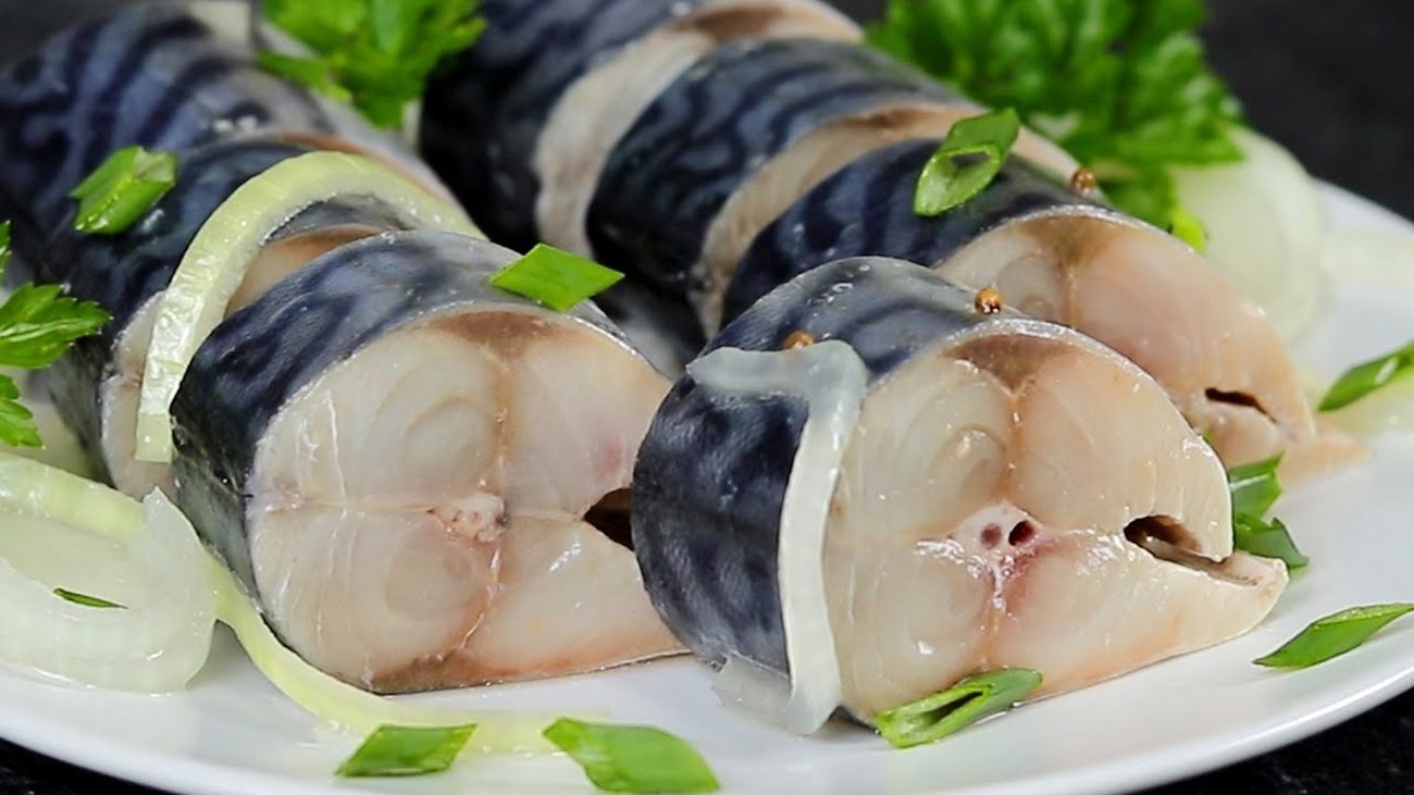 Рецепт дуже смачної слабосоленої скумбрії в домашніх умовах