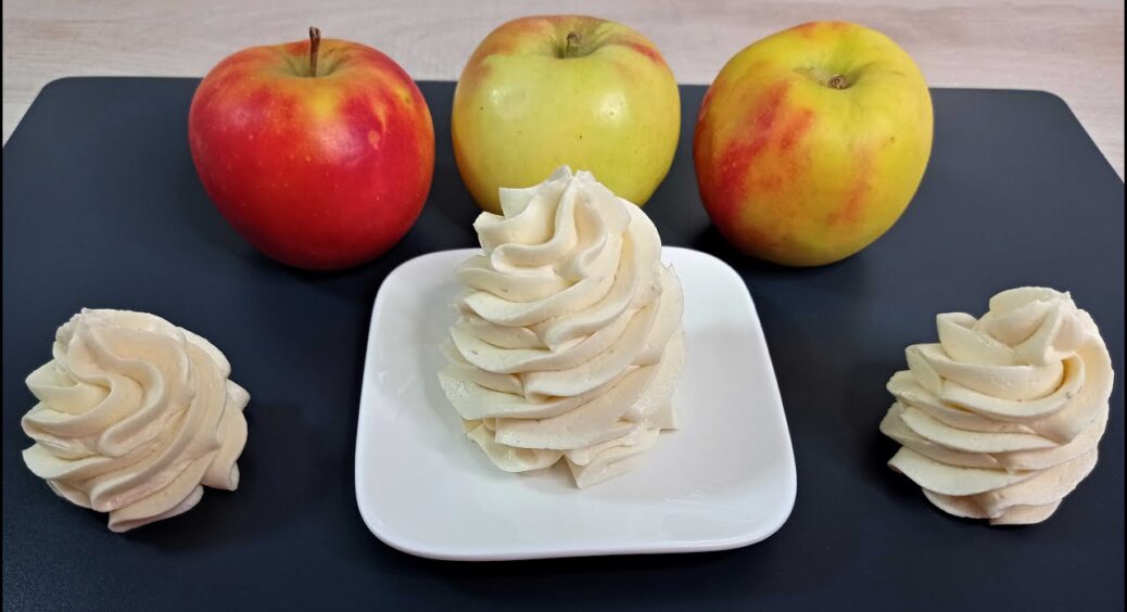 Цей повітряний яблучний крем готується всього за 1 годину: прості інгредієнти, мінімум часу 