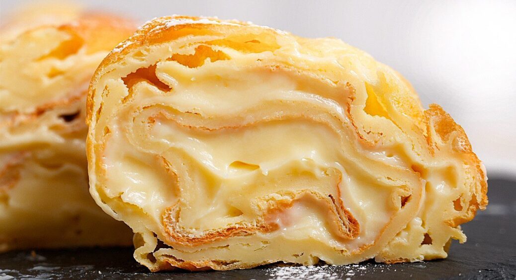 Свекруха навчила і торта не треба — за копійки! В рази смачніше за звичайні пироги 