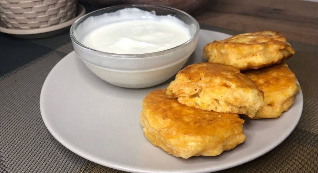 Діти просять ці оладки на сніданок, обід та вечерю: просто змішую гарбуз і 1 склянку кефіру 