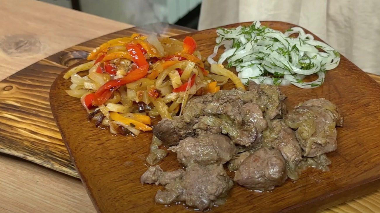 Кулінарка розповіла, як приготувати ніжну печінку лише за 7 хвилин