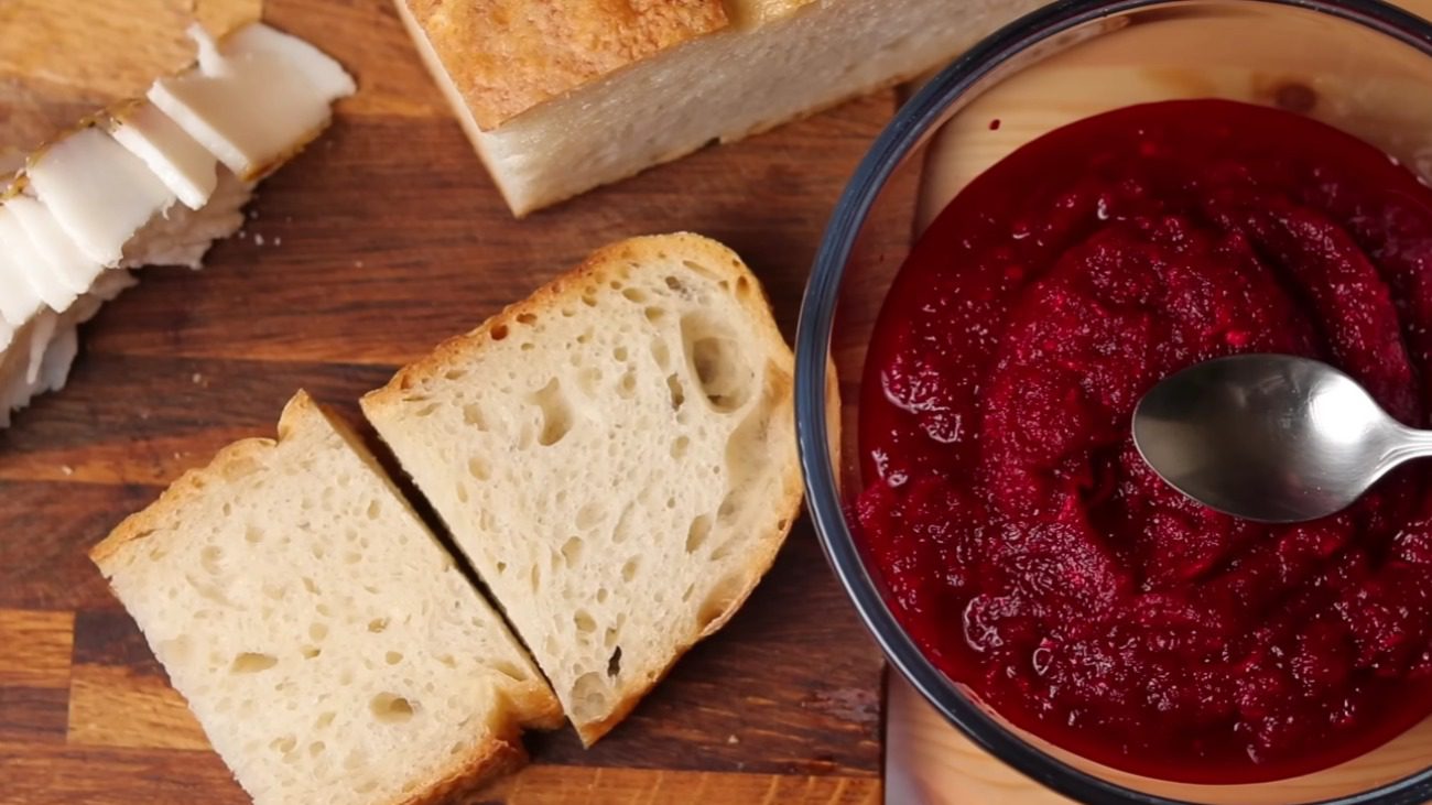 Рецепт старовинного українського соусу з буряка