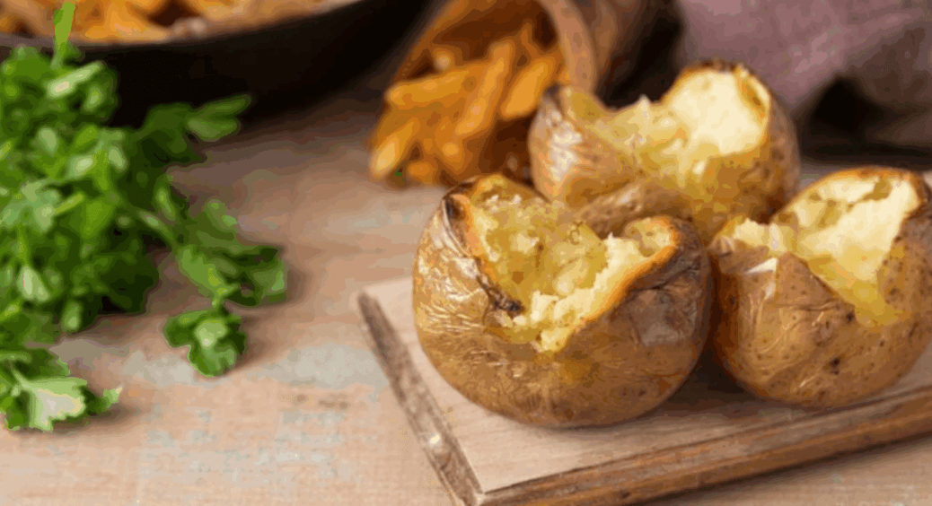 Щодня готую на вечерю: ця картопля в мундирі мій фаворит вже 5 років – без плити й духовки 