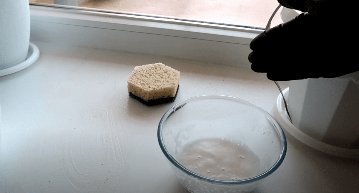 Рецепт саморобного засобу, яким можна відмити все: від чайника до унітазу