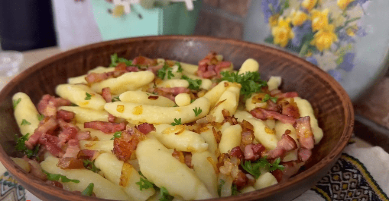 Кулінари згадали дуже старий рецепт із української кухні: смачніші за галушки