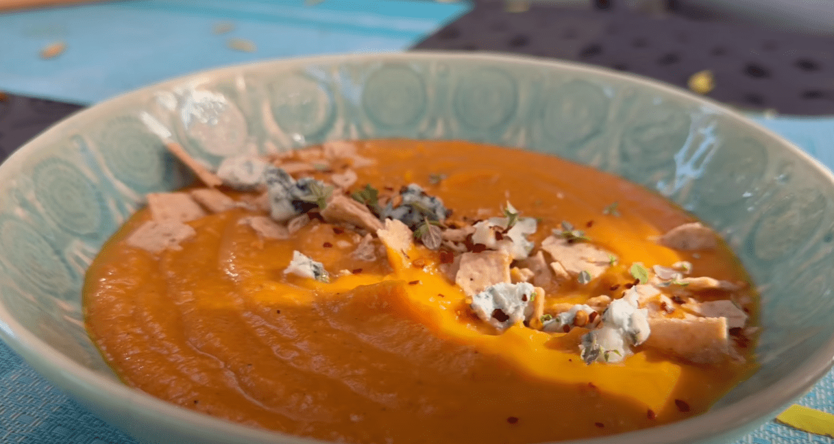 Кулінар розповів, як приготувати ідеальний суп-пюре з гарбуза