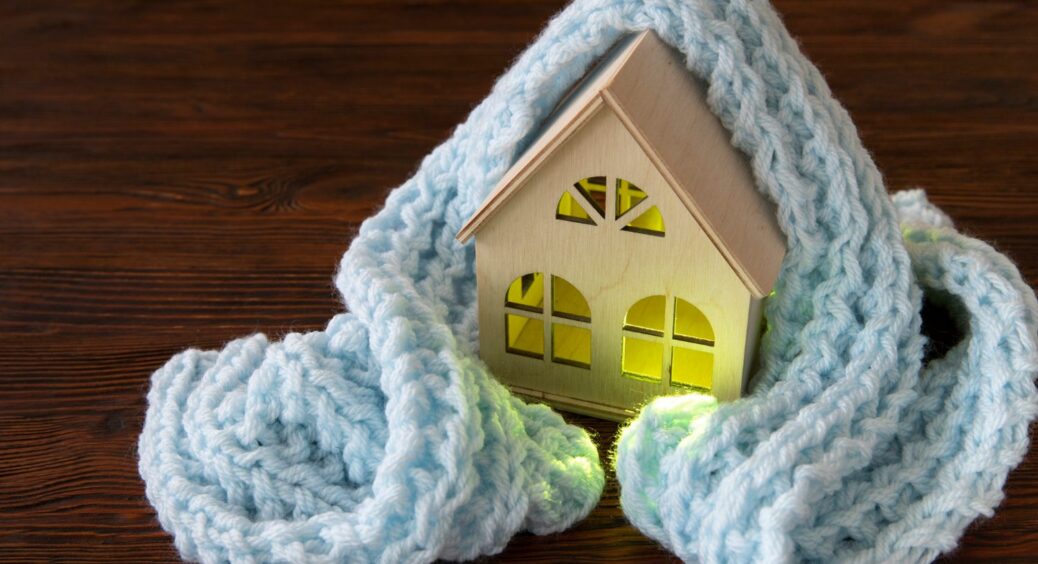 Як зігріти квартиру без обігрівачів та зайвих витрат: цей 1 метод використовували наші предки 