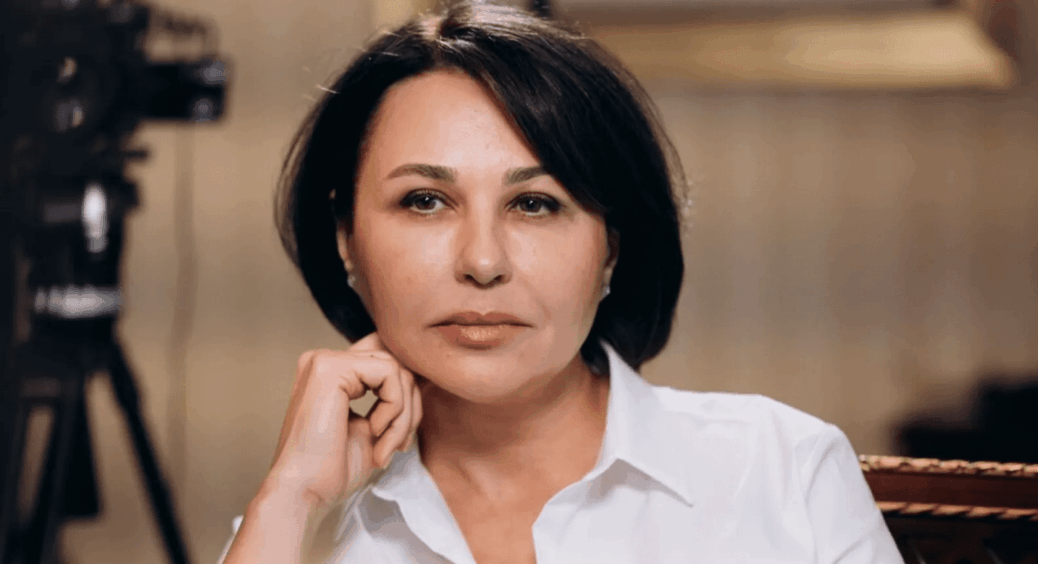 Якою є насправді поза камерами залізна леді Наталія Мосейчук: таємниці зірки 1+1 