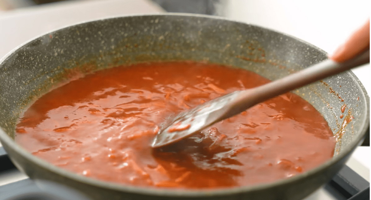 Кулінари назвали старовинний рецепт борщу, який готували ще 120 років тому