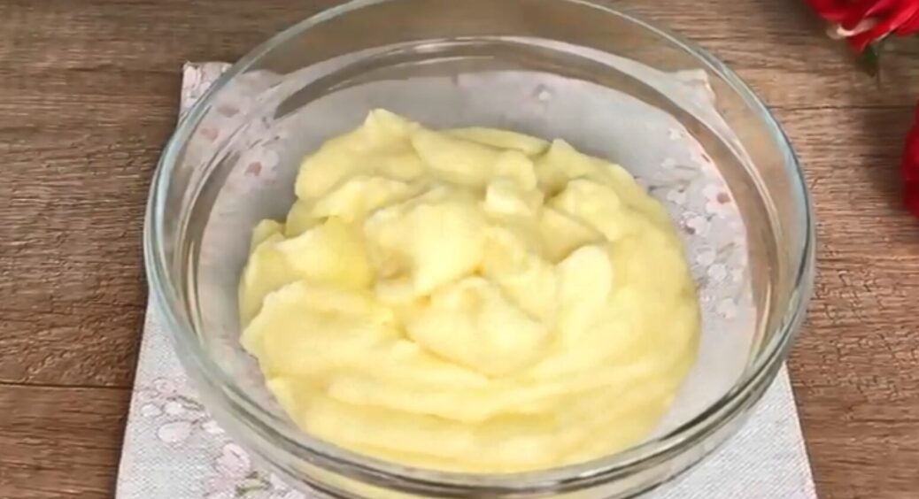 Святковий торт на 12 балів без духовки й міксера. Секрет у кремі із 3 простих продуктів 