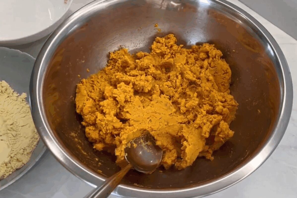 Кулінари розповіли, як приготувати пісні котлети зі смаком курки