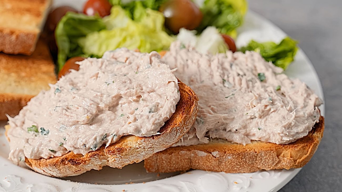 Рецепт смачної і поживної намазки на бутерброди