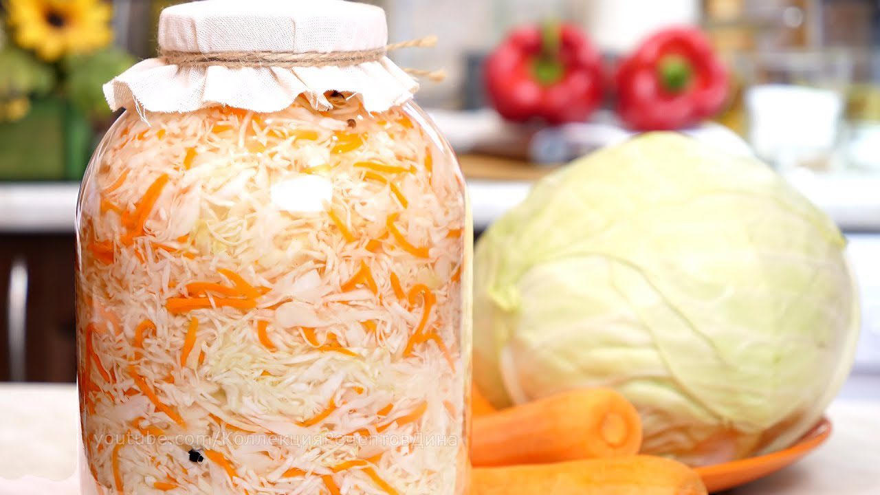 Господині назвали приправи, які перетворять квашену капусту на кулінарний шедевр