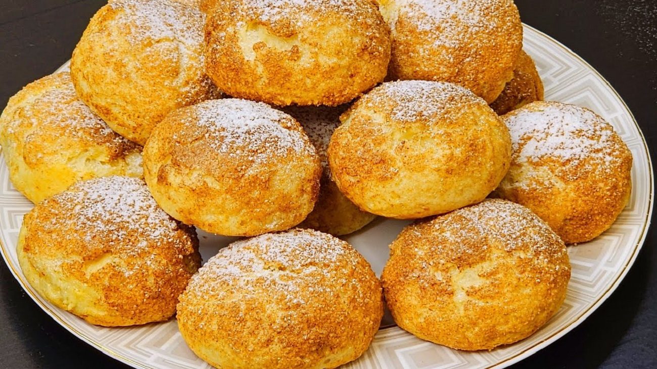 Рецепт швидких і смачних сирних булочок до чаю