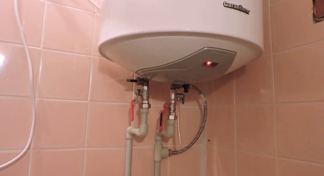 Вимикати чи ні – ось в чому питання. Експерти розсекретили, що буде з бойлером, коли немає води 