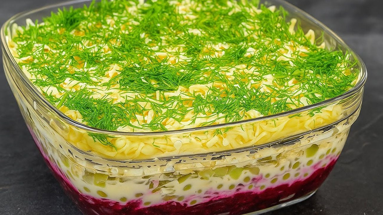 Рецепт нового святково салату з буряком на святковий стіл