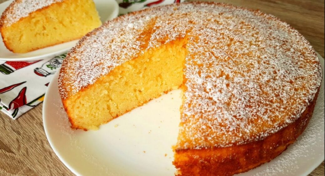 12 хвилин у духовці: пиріг на основі НЕ борошна, а манки, який тримає форму без розпушувача 