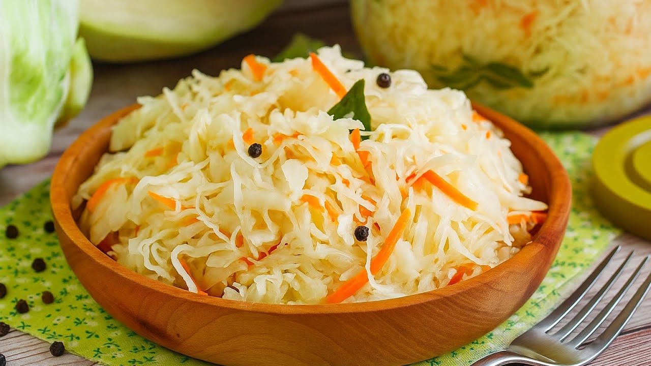 В які дні листопада 2025 року краще кришити капусту