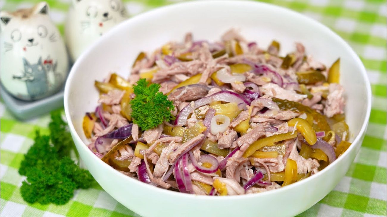 Рецепт смачного святкового салату з трьох інгредієнтів