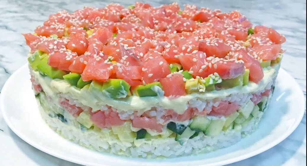 Суші-салат “Філадельфія”: без крабових паличок, і це в 100 раз смачніше будь-яких ролів 